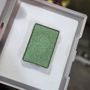 Shimmering Green Eyeshadow